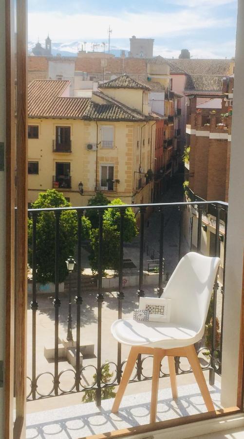Domus Apartamentos Granada con parking gratuito en pleno centro Exterior foto